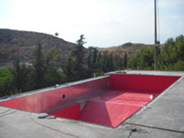 piscina rossa Butera Caltanissetta